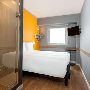 Habitación Estándar con Cama King
